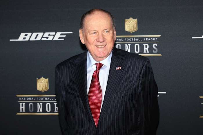 Feb 6, 2016; San Francisco, CA, USA; Former NFL player Len Dawson on the red carpet prior to the NFL Honors award ceremony at Bill Graham Civic Auditorium.